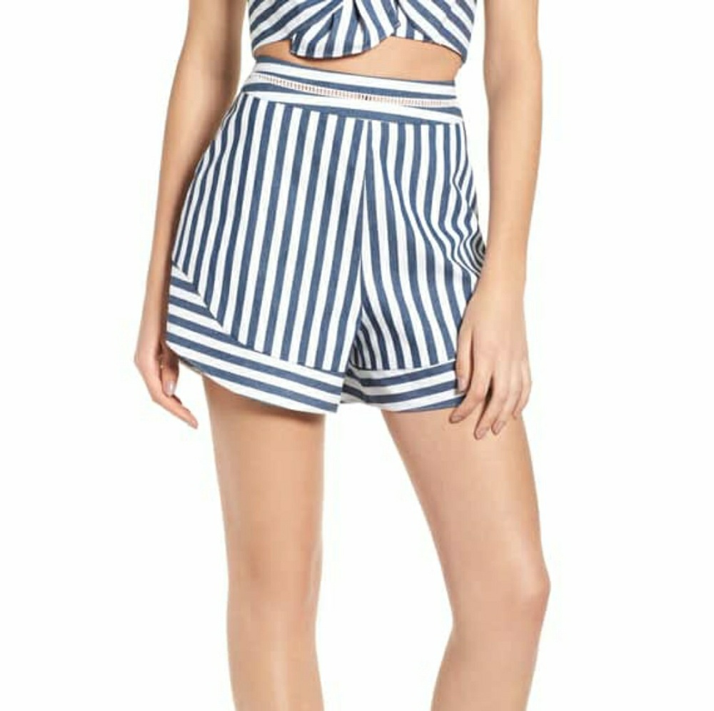 Wayf Navy and White Striped High-Waist Wrap Shorts